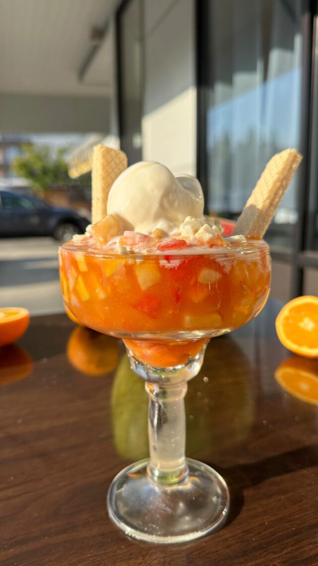 El que come solo, muere solo pero por el salpicón de Él Parche ¡va’ pa esa!🙂‍↔️😅
¡Feliz domingo! Los esperamos en cualquiera de nuestras dos sedes para que compartan un buen salpicón con amigos o familia.🇨🇴🙌🏻

🍨Seattle (11740 15th Ave NE, Seattle, WA 98125)
🍨Tacoma (6324 E McKinley Ave, Tacoma, WA 98404)
.
.
.
.
#restaurant #colombian #colombia #latin #latino #latinfood #comidalatina #comidacolombiana #colombianfood #seattle #tacoma #wa #washingtonstate #restaurantecolombianoseattle #comedia #comedy #ColombianFlavor #Salpicon #SalpiconColombiano